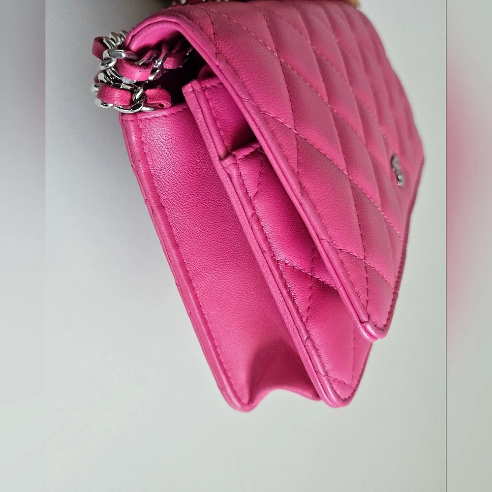 Chanel Pink Quilted Wallet-on-chain